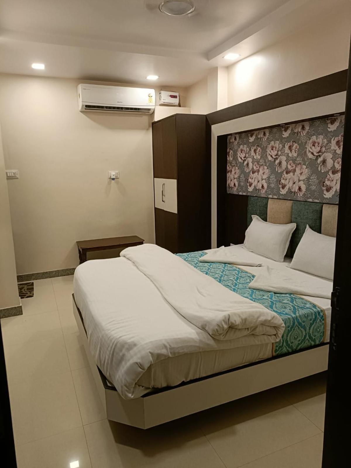 Ks Paying Guest House Varanasi Eksteriør bilde