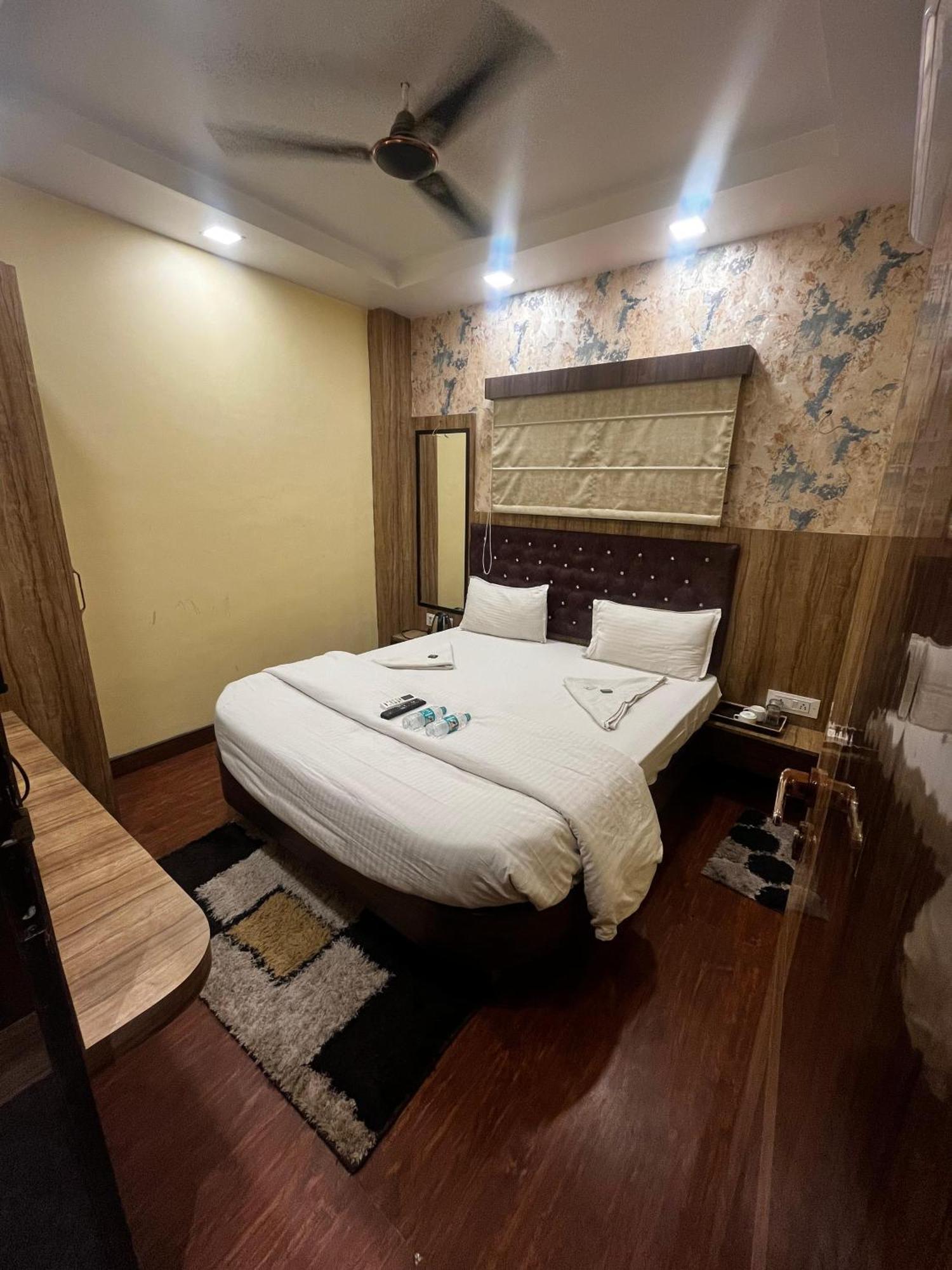 Ks Paying Guest House Varanasi Eksteriør bilde